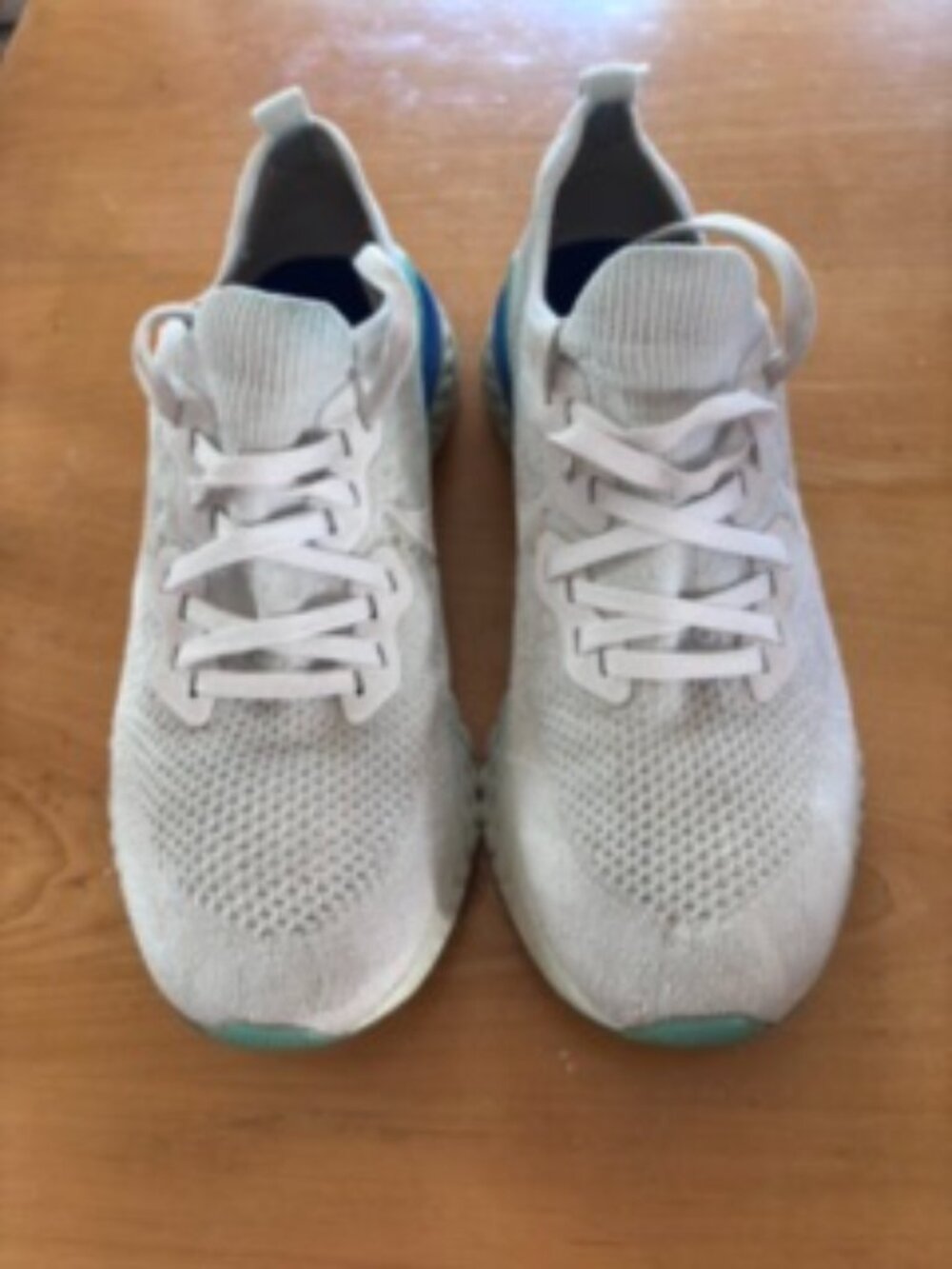 Nike Epic React Flyknit Womens Size 9